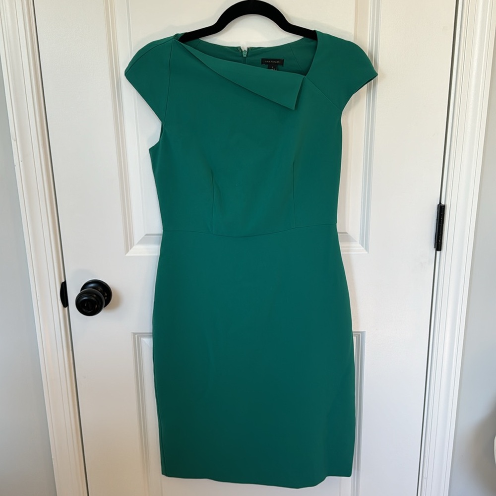 NWT Ann Taylor Green Fold Sheath Dress